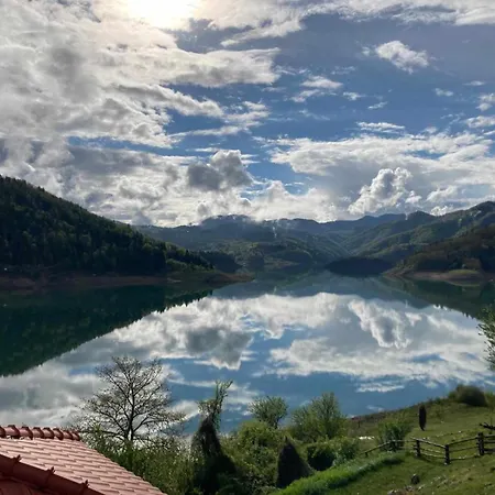 Draganovi Konaci Apartmán *